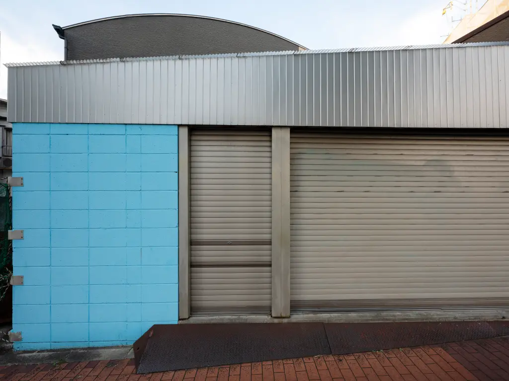 Expert-quality professional garage door repair for businesses and institutions